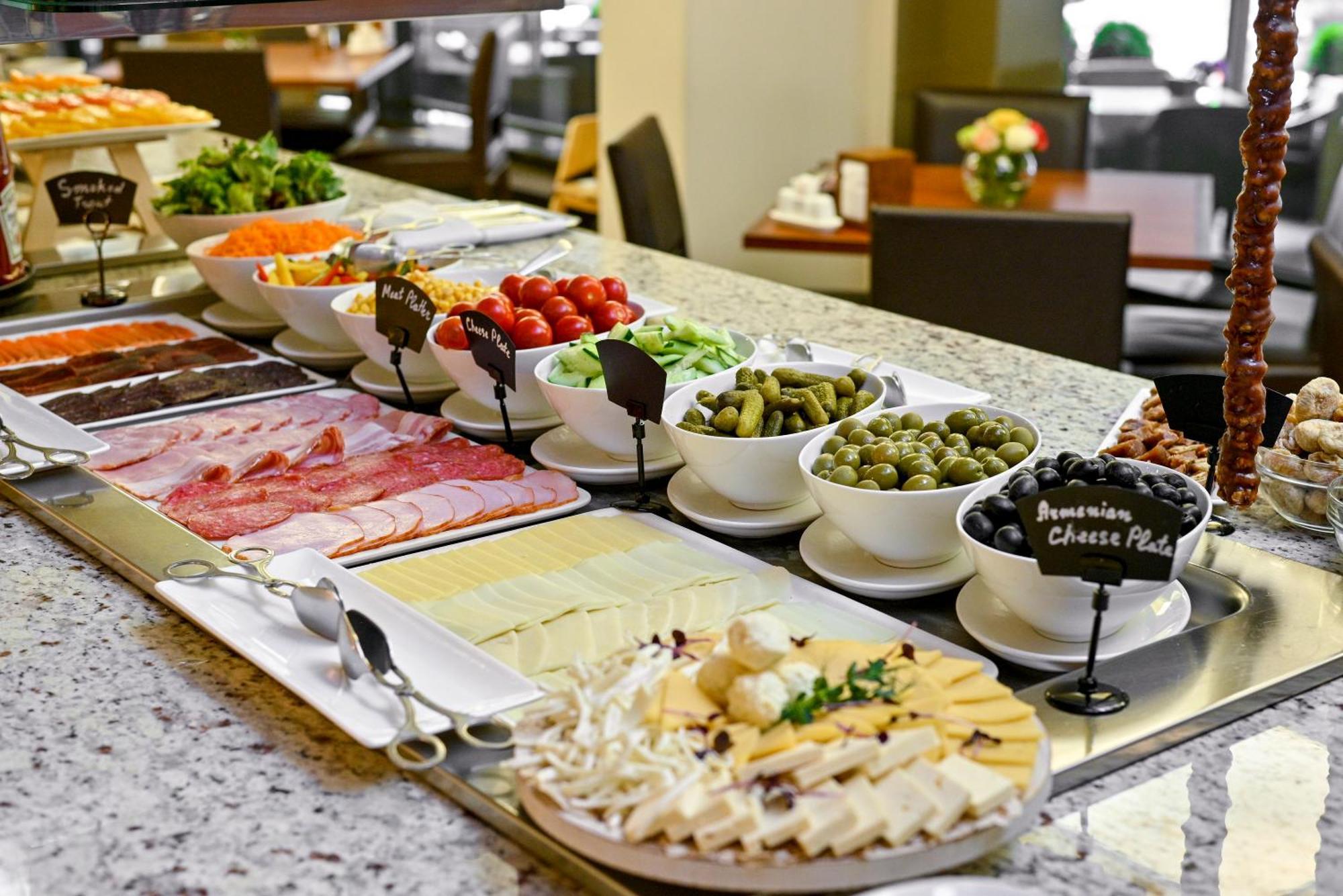 Yerevan Place Hotel 외부 사진