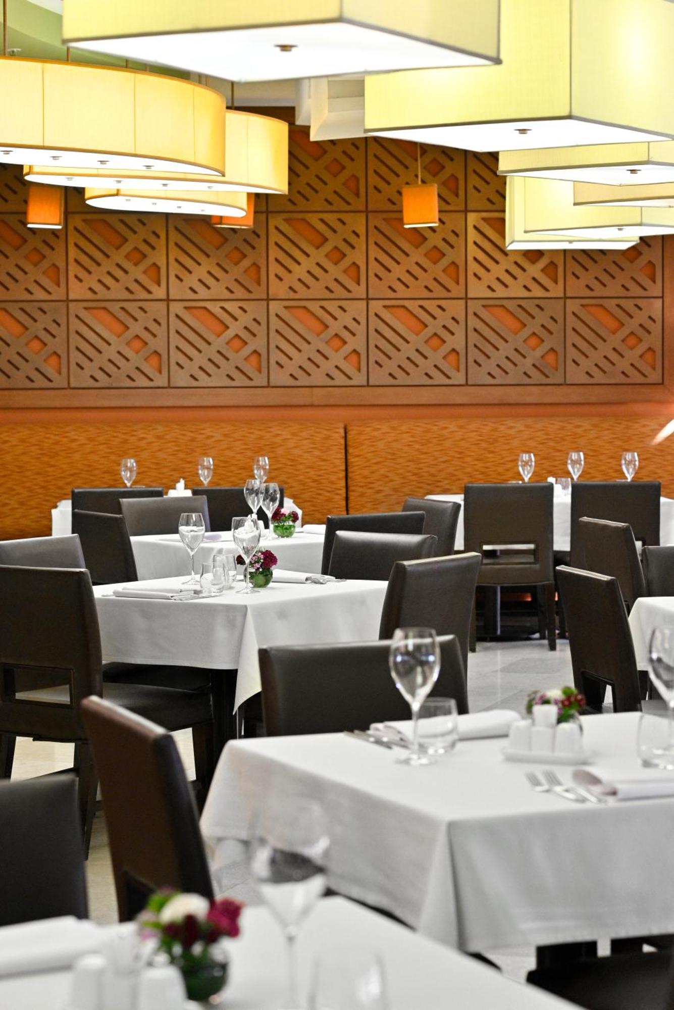Yerevan Place Hotel 외부 사진